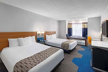 Queen Room with Two Queen Beds - Disability Access/Non-Smoking