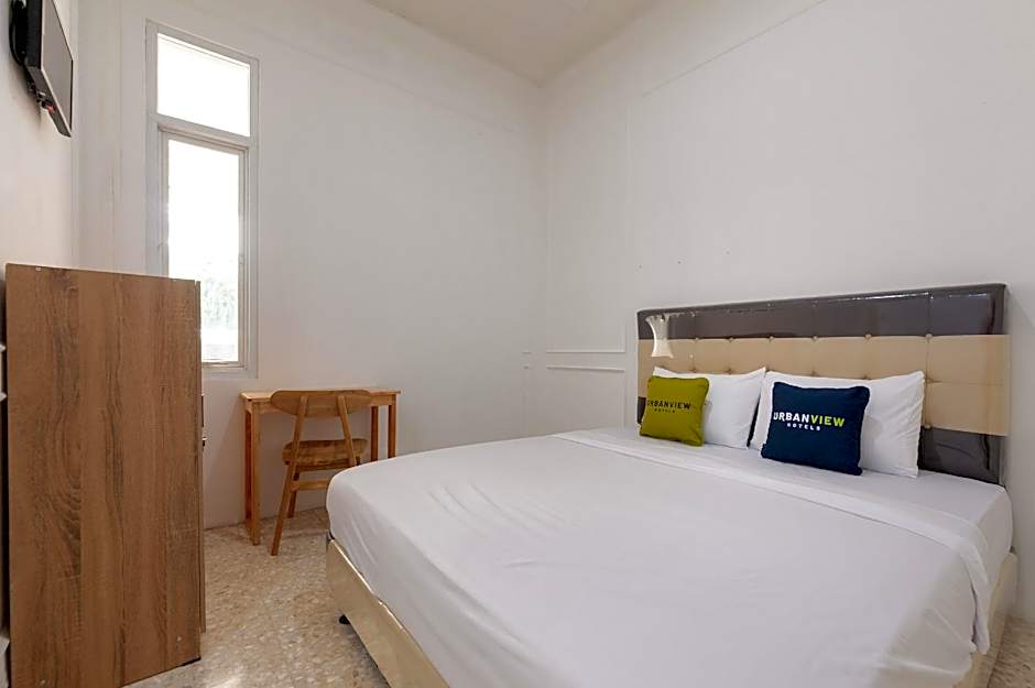 Urbanview Hotel De Breeze Kemang Jakarta by RedDoorz