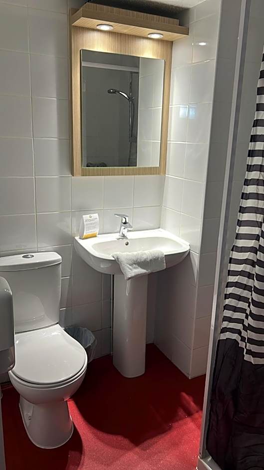 Premiere Classe Annecy Ouest - Cran Gevrier