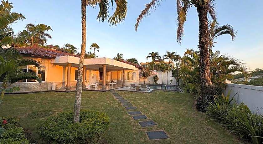 The Beverly Hills Bali a Luxury Villas & Spa