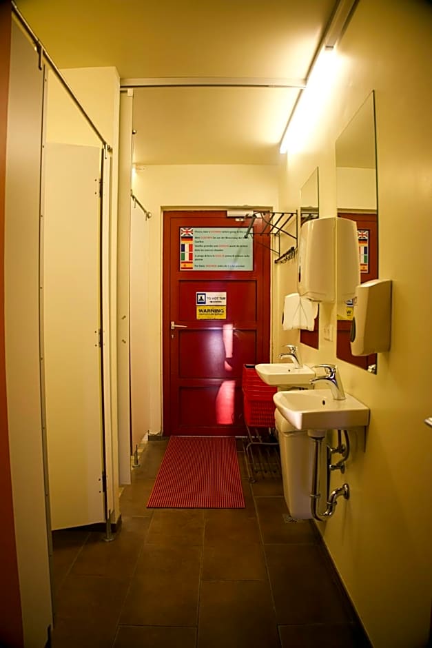 Laugarfell Accommodation & Hot Springs