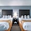 Travelodge by Wyndham Traverse City MI
