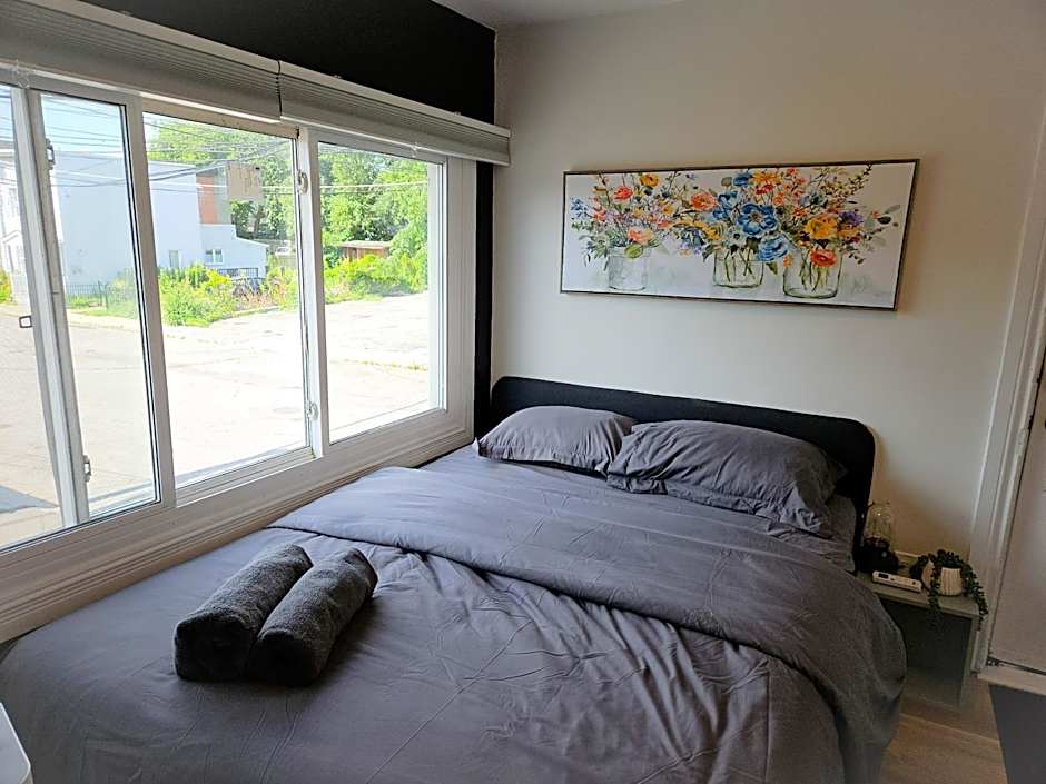 JstLikeHome - Old Ottawa Suite & Guesthouse