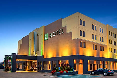 iHOTEL & Conference Centre Red Deer
