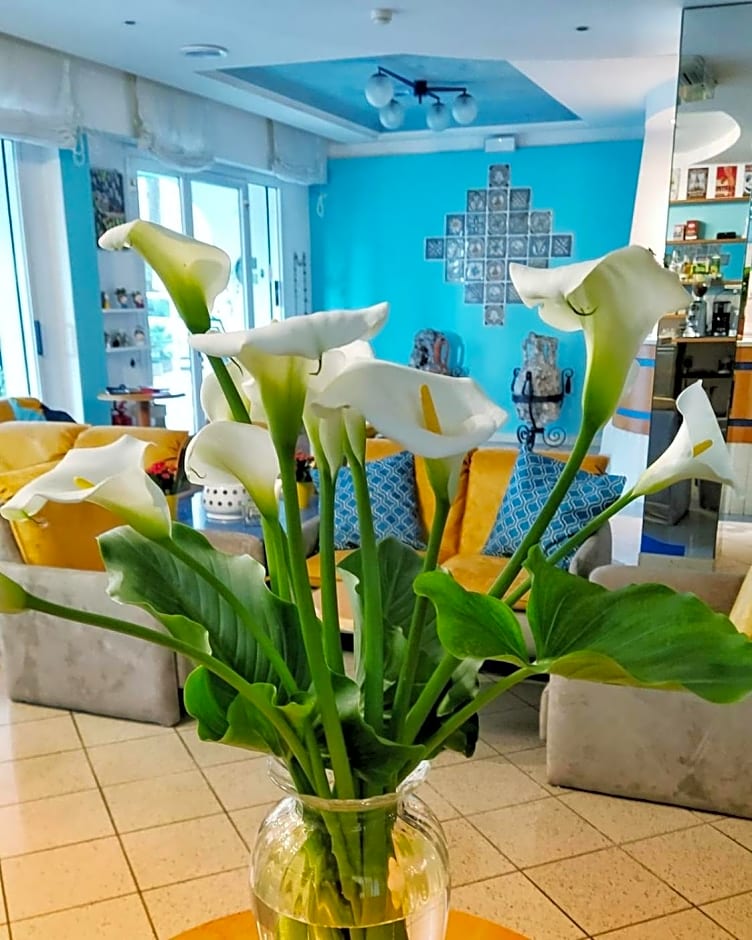 Hotel Adria B&B - Colazione fino alle 12