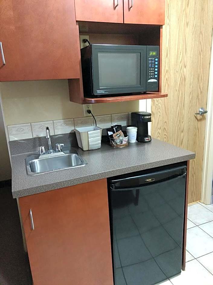 Super 8 by Wyndham High Level AB