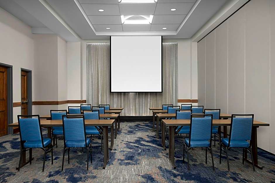 Residence Inn by Marriott Richmond Downtown