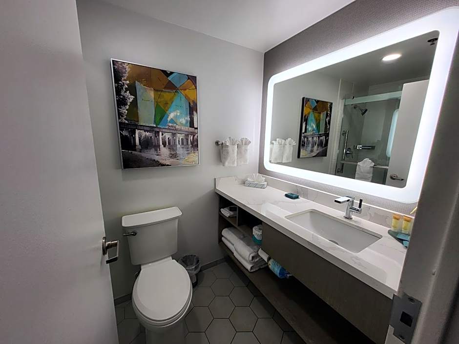 DoubleTree by Hilton Salisbury