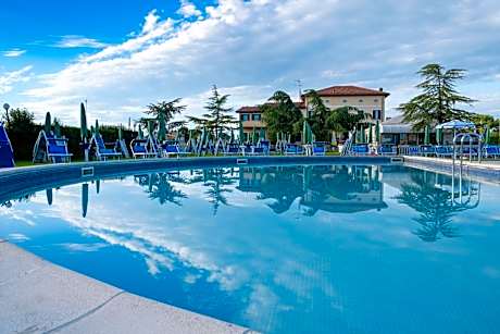 Hotel Villa Sara