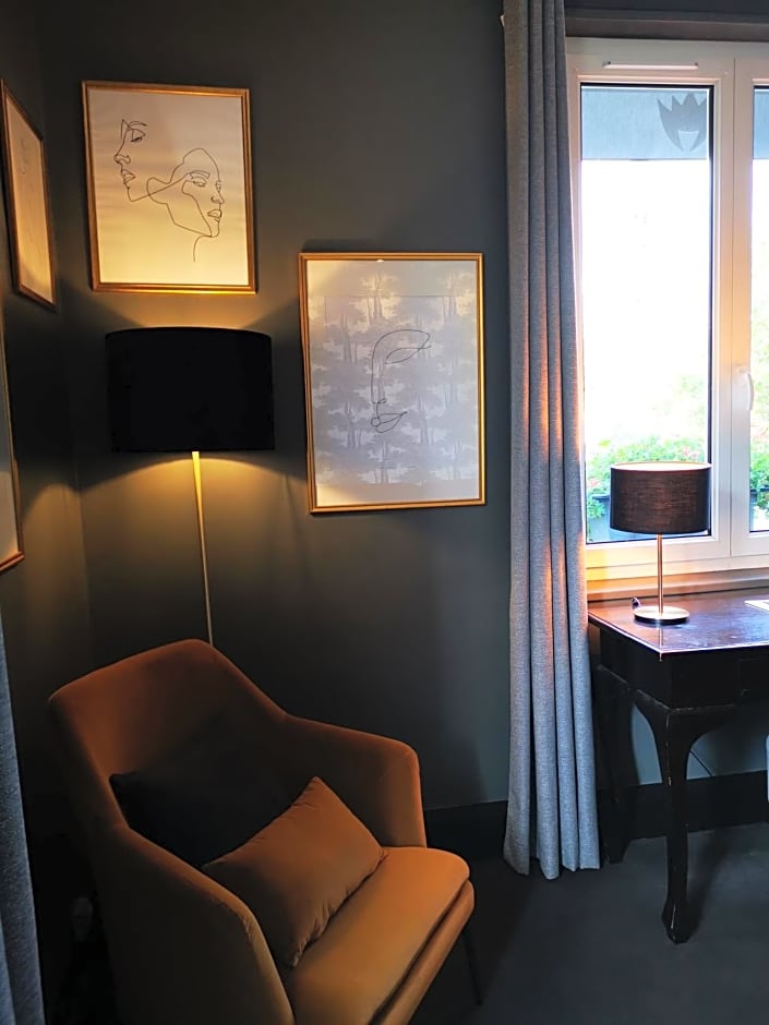 Le Boeuf Couronné - Hôtel & Restaurant Chartres- Logis Hotels