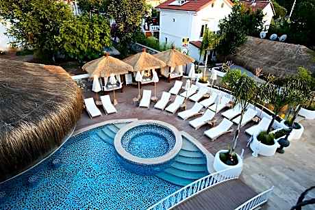 The PineHill Hotel & Suites