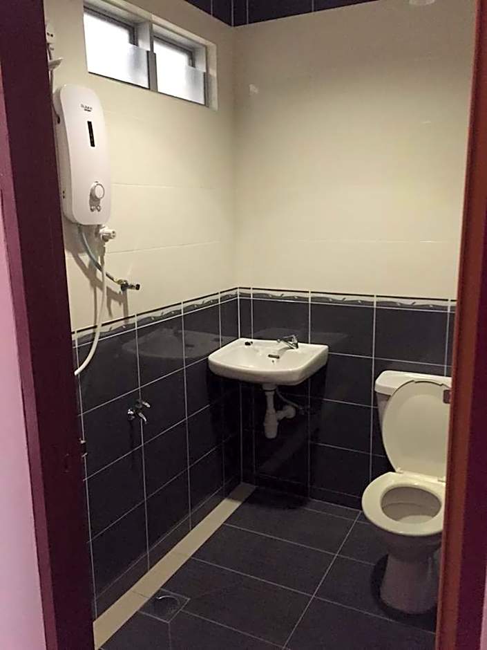 Tas Sakura Budget Hotel