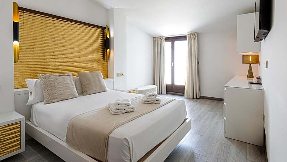 HOTEL FUENTE REDONDA LUXURY
