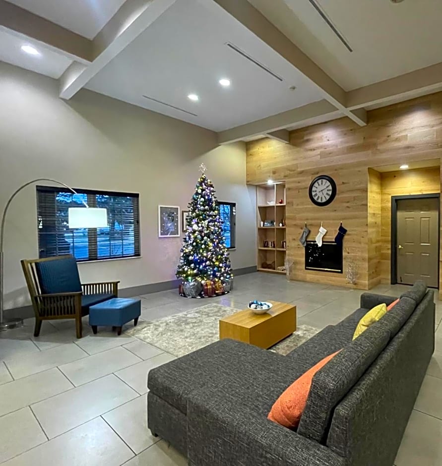 Portage Inn & Suites Kalamazoo