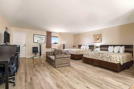 2 King Bed Suite