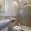 King Deluxe Ensuite with Courtyard View - Venn