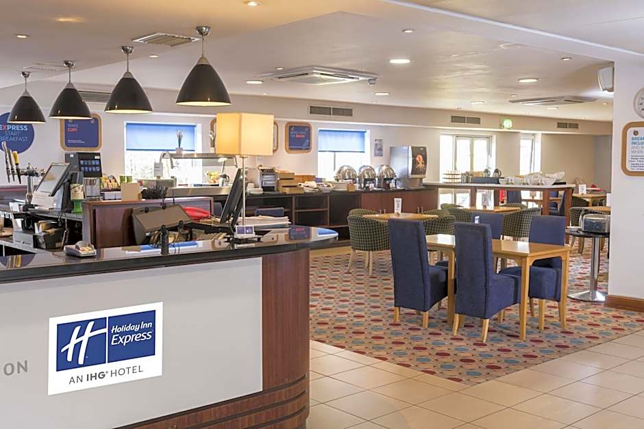Holiday Inn Express Birmingham Star City By IHG