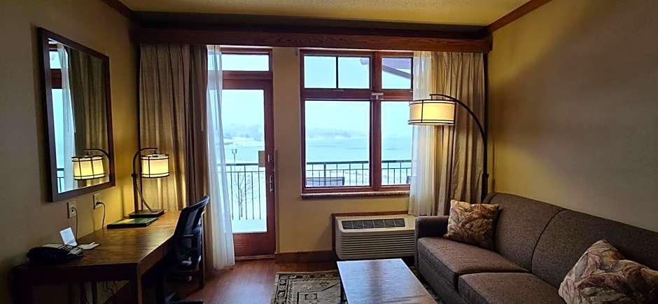 Canal Park Lodge