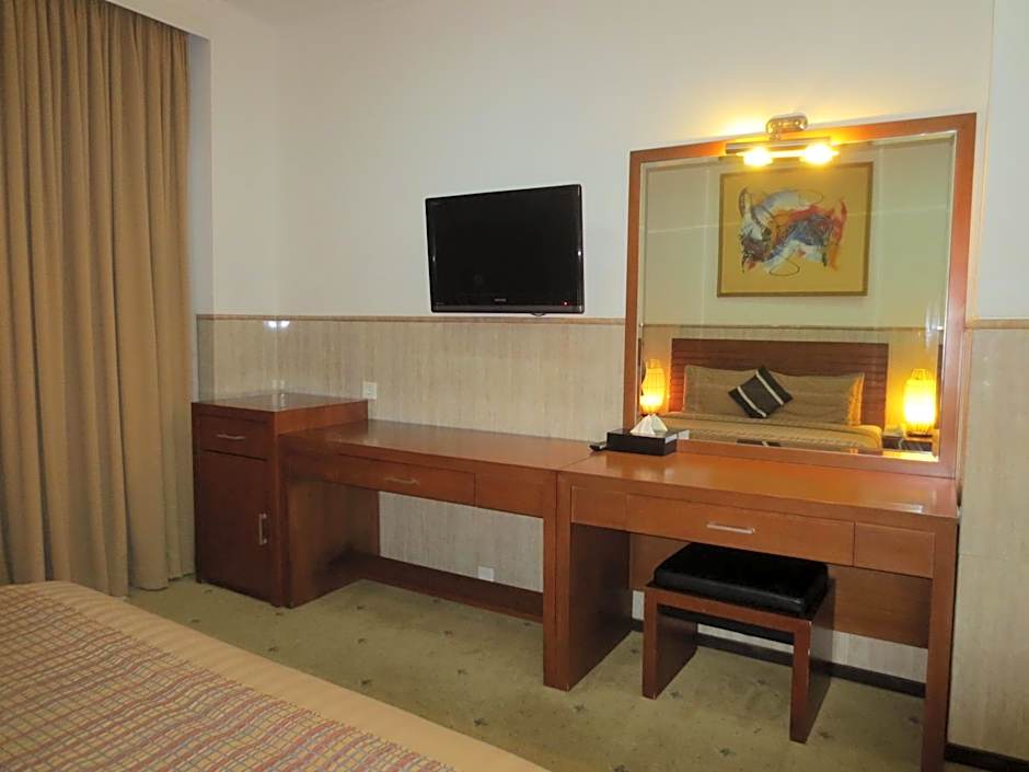 Photo 1 of 6 of Superior 2 Beds