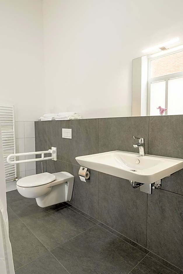 Hotel Markt 5 - inmitten der Lübbecker Altstadt, kostenloser Parkplatz direkt am Hotel