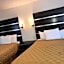 Cedar Inn & Suites