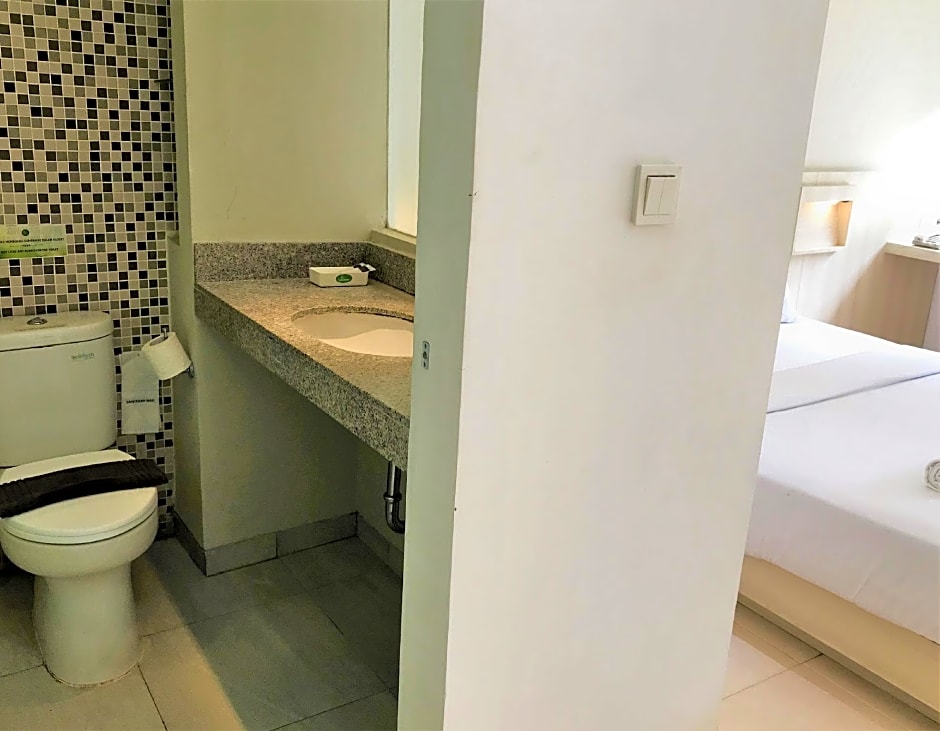 LeGreen Suite Tondano