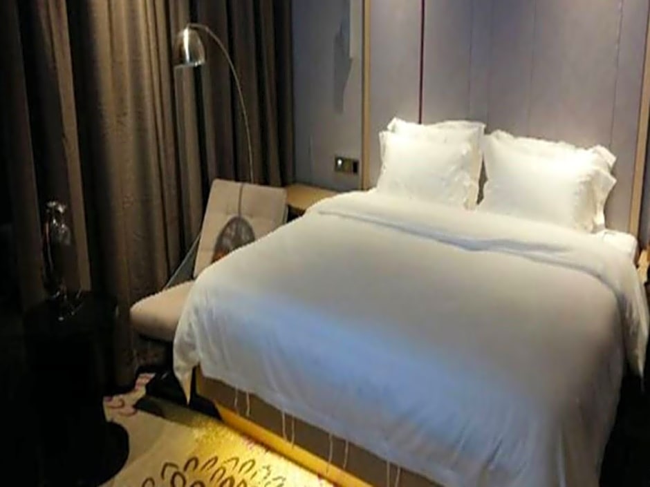 Lavande Hotel Yichang Baota River Wanda