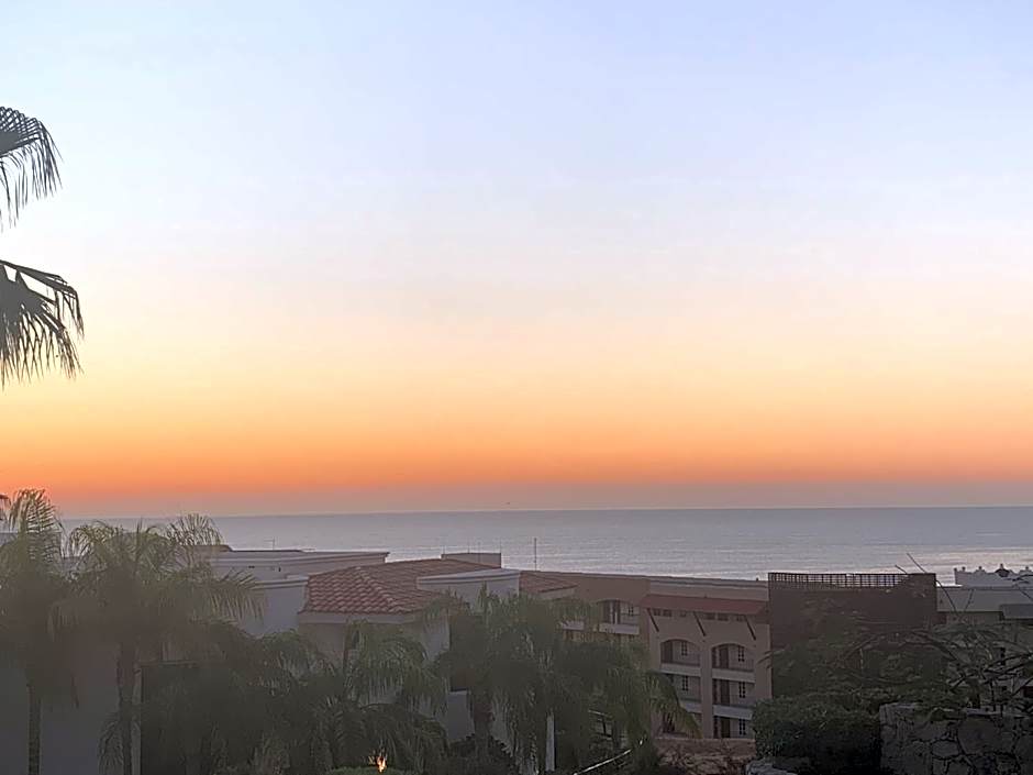 Ocean View Cabo Condo Create Memories!!