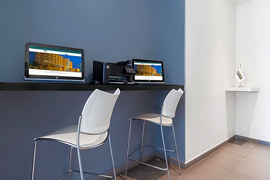 City Express Junior by Marriott Aguascalientes Centro