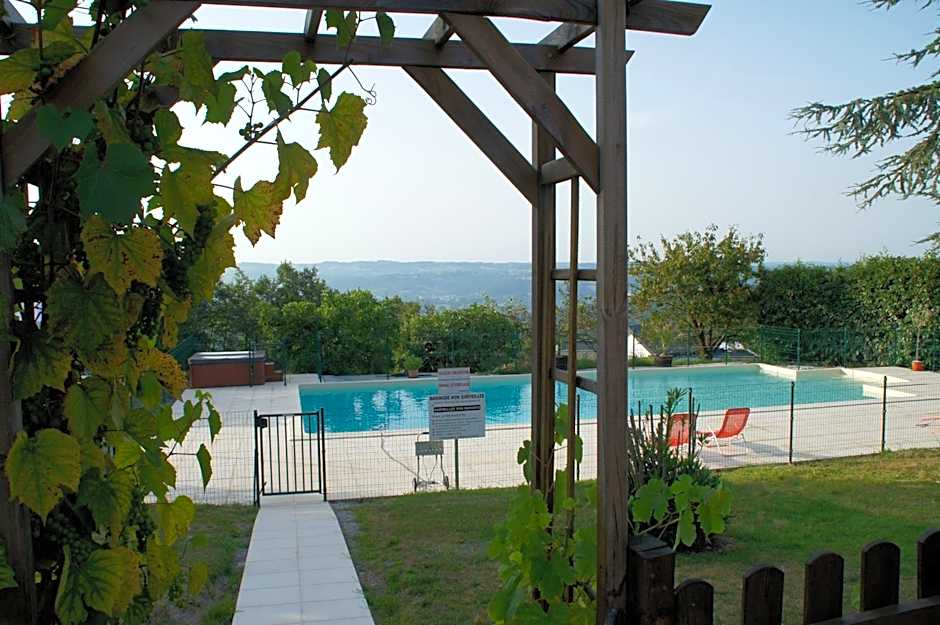 Logis hotel-restaurant les collines 59 route des cretes