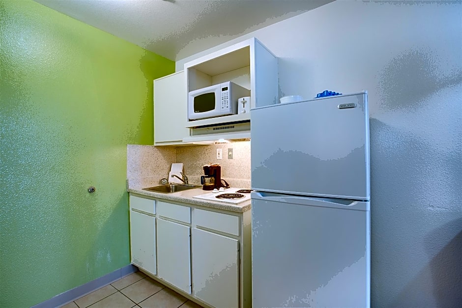 Studio 6 Houston, TX - Clear Lake