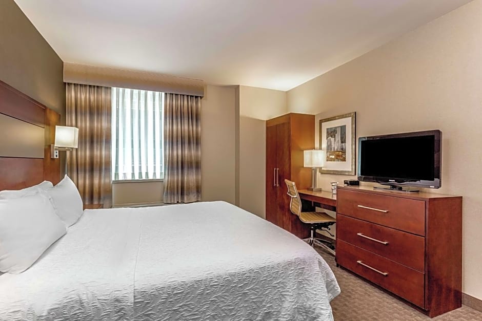 Hampton Inn By Hilton Grand Central