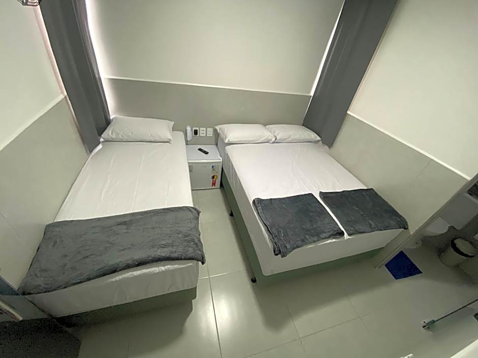 Suíte com banheiro privativo em Pousada recém construída,a 500mts do pátio do forró