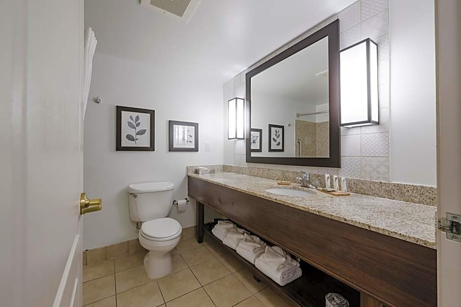 Country Inn & Suites by Radisson, Lake George (Queensbury), NY