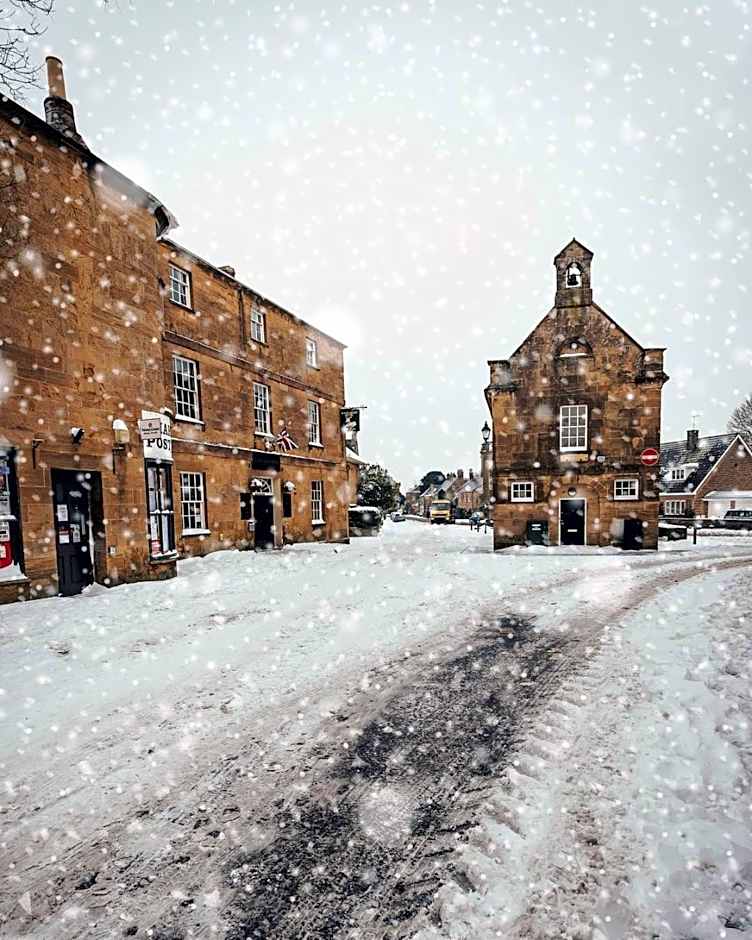 The White Hart Hotel