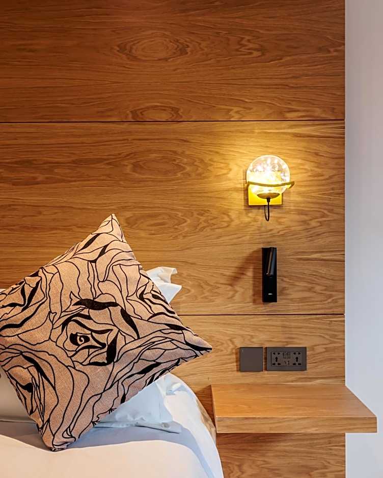 Rosemay Boutique Hotel Near Heathrow Airport