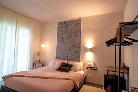 Queen Room with Balcony