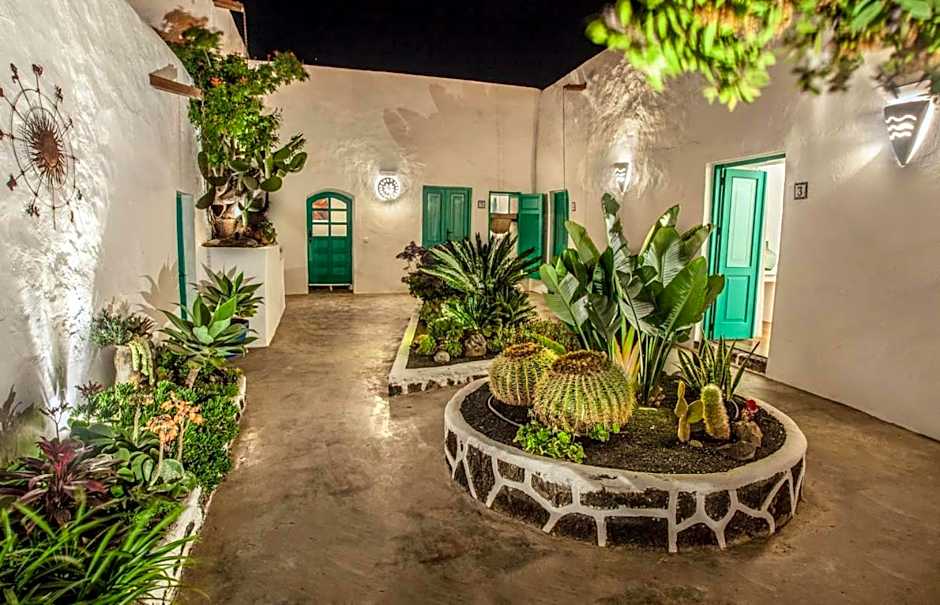 Los Lirios Hotel Rural - Adults Only