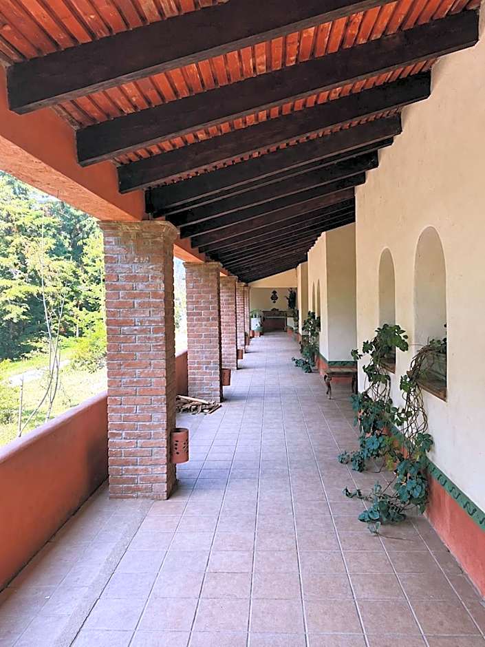 Rancho Cumbre Monarca