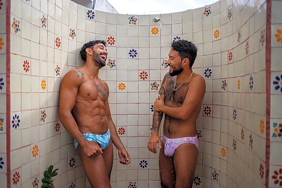 La Iguana Vallarta LGBT ADULTS ONLY - Romantic Zone - Party Clubbing Street