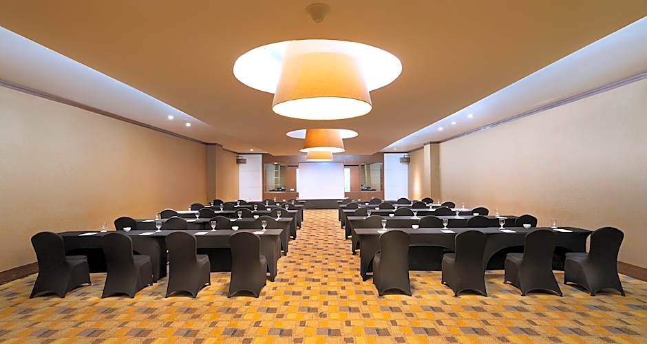 Swiss-BelHotel Harbour Bay