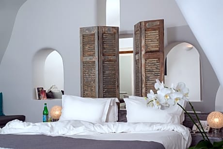 PRESTIGE WITH INFINITY POOL