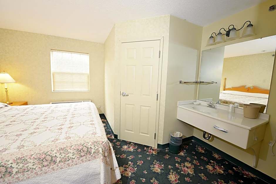 OurGuest Inn & Suites Downtown Port Clinton