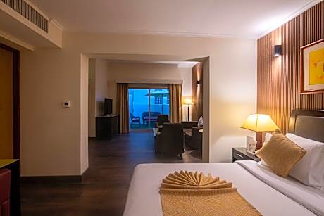 Junior King Suite - Smoking