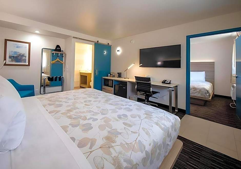 Lemon Heights Inn