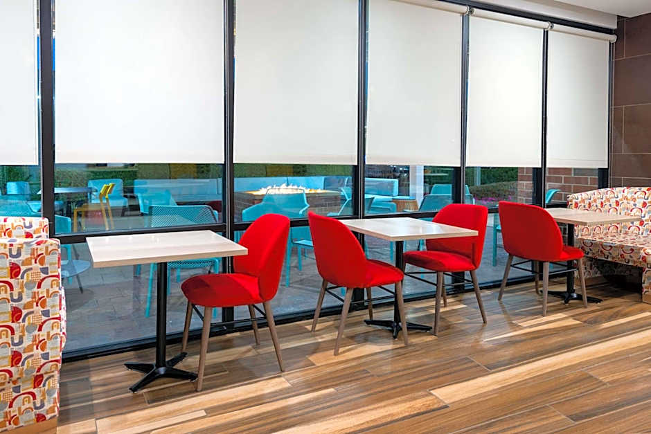 Home2 Suites By Hilton Buffalo Airport/Galleria Mall