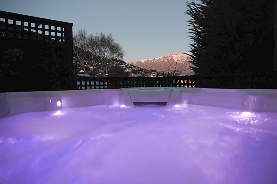 The Dairy Hotel Queenstown, A Naumi Chapter