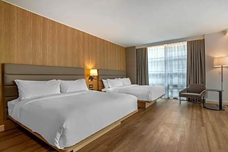 Guest room, 2 King, Corner room