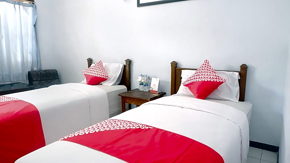 Hotel O Arjosari Near Plaza Araya Formerly Hotel Nugraha