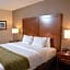 Comfort Inn & Suites Erie